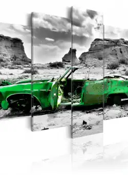 Tablou Green Retro Car At Colorado Desert
